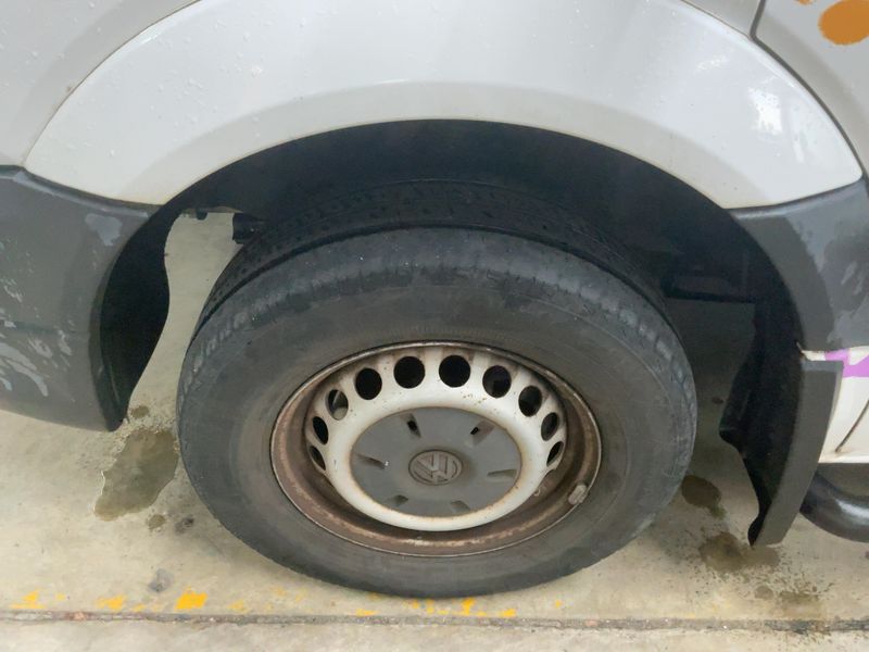 Volkswagen Crafter 2.0 TDI Kasten 35 mittlerer Radstand 2016 – снимка 3