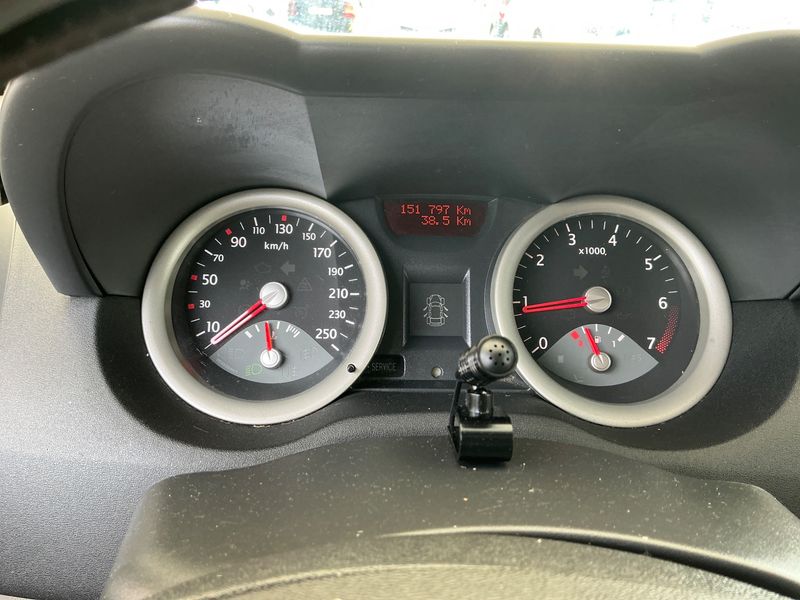 Renault Megane 1.6 Expression Confort — zdjęcie 4