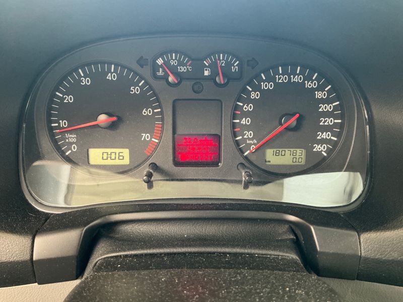 Volkswagen Bora 2.0 Comfortline — zdjęcie 4