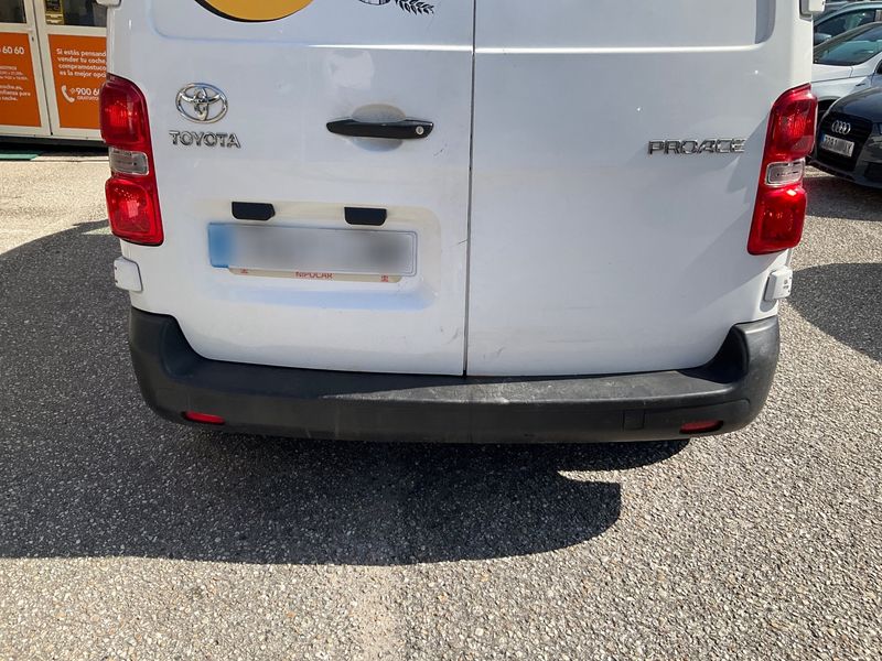 Toyota ProAce 1.5 D-4D Compact 2021 – снимка 32