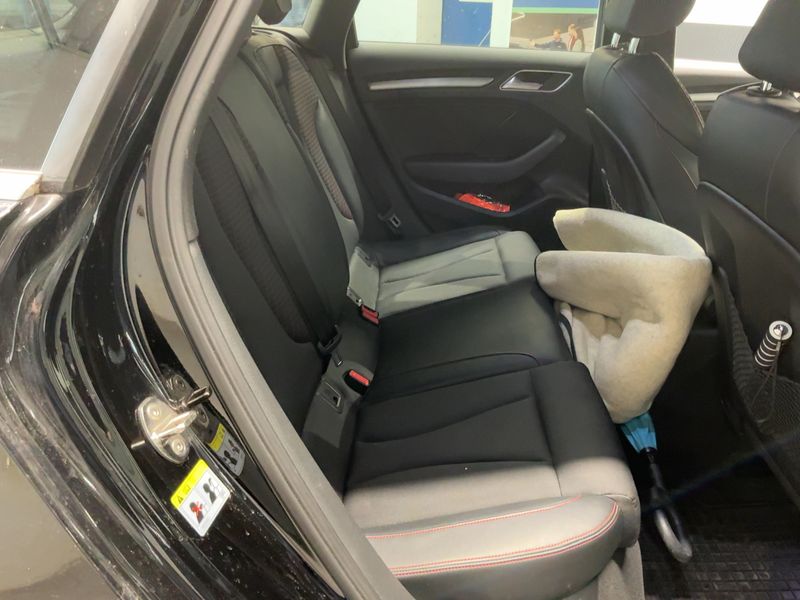 Audi S3 Sportback 2.0 TFSI quattro — zdjęcie 14