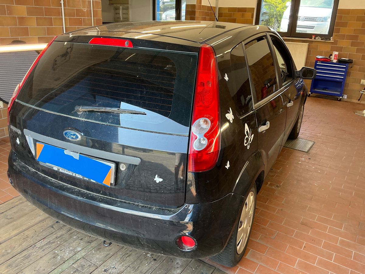 Ford Fiesta 1.3 Ambiente