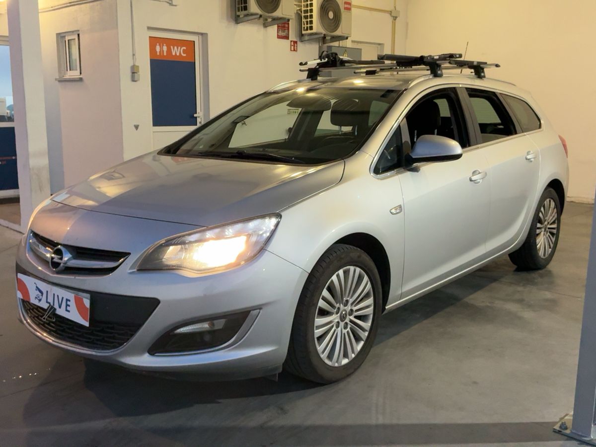 Opel Astra 1.6 CDTI DPF Excellence