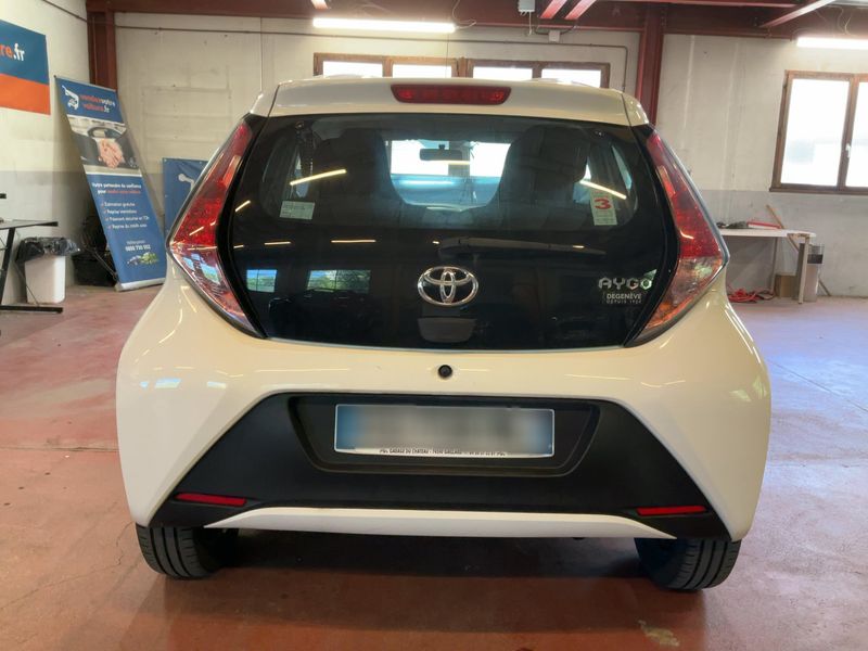 Toyota Aygo 1.0 X-Play — zdjęcie 5
