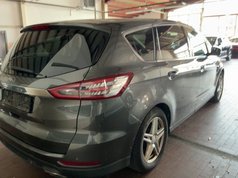 Ford S-Max 2.0 TDCi Titanium — zdjęcie 6