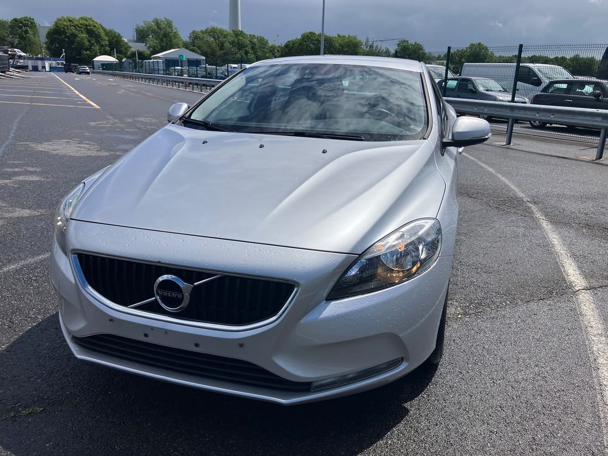 Volvo V40 2016