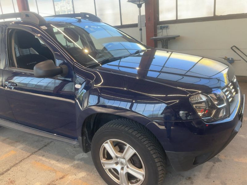 Dacia Duster 1.6 Laureate 4x2 — zdjęcie 8