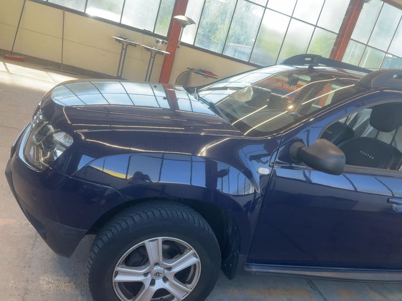 Dacia Duster 1.6 Laureate 4x2 — zdjęcie 2