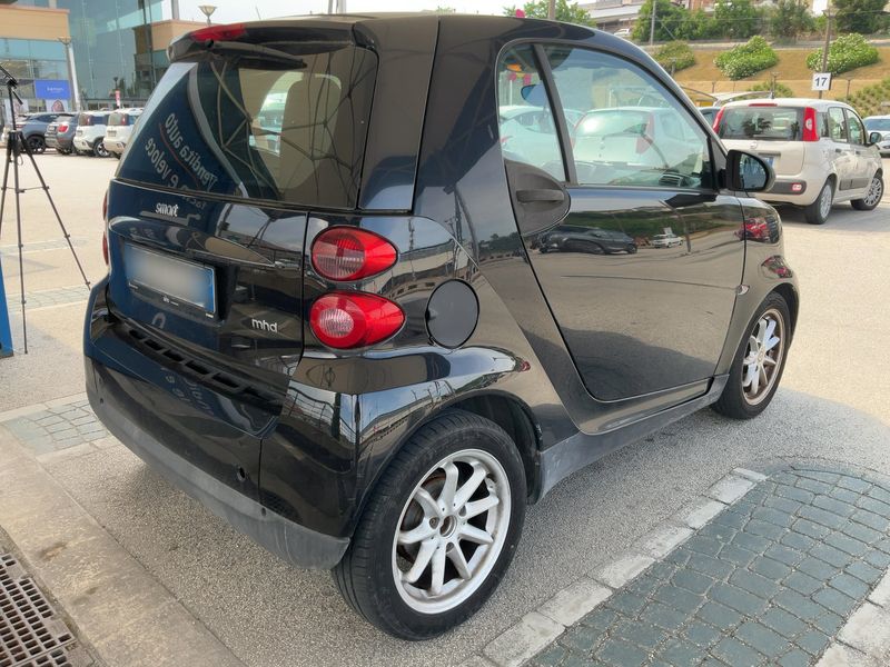 Smart fortwo 1.0 Micro Hybrid Drive pure — zdjęcie 6