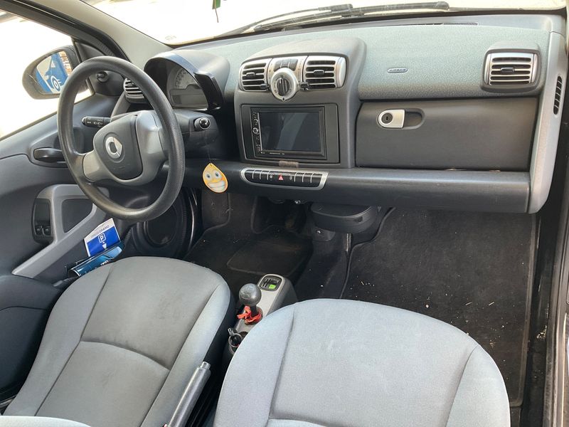Smart fortwo 1.0 Micro Hybrid Drive pure — zdjęcie 12