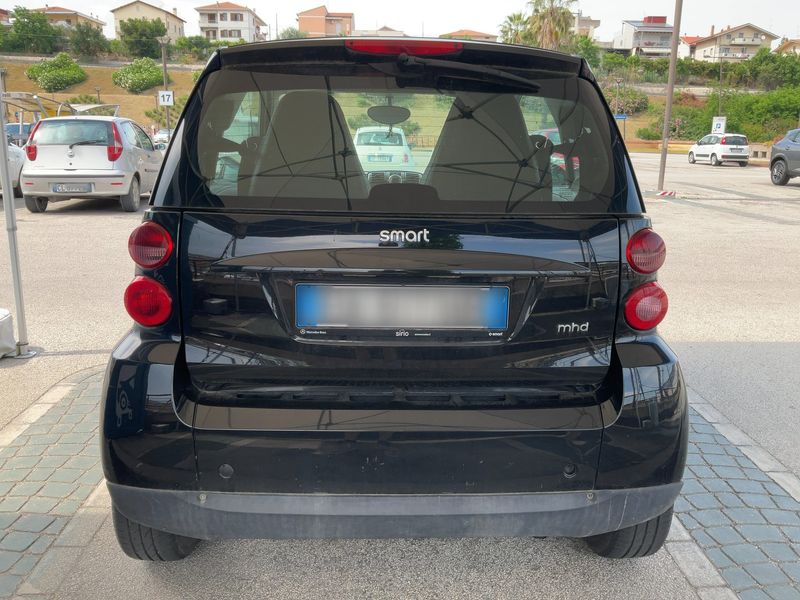 Smart fortwo 1.0 Micro Hybrid Drive pure — zdjęcie 5