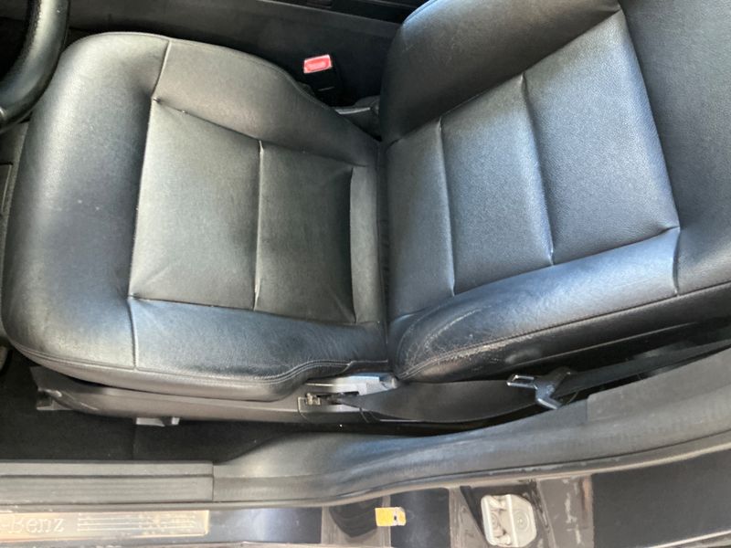 Mercedes-Benz E-Klasse E 220 CDI Avantgarde 2010 – снимка 29