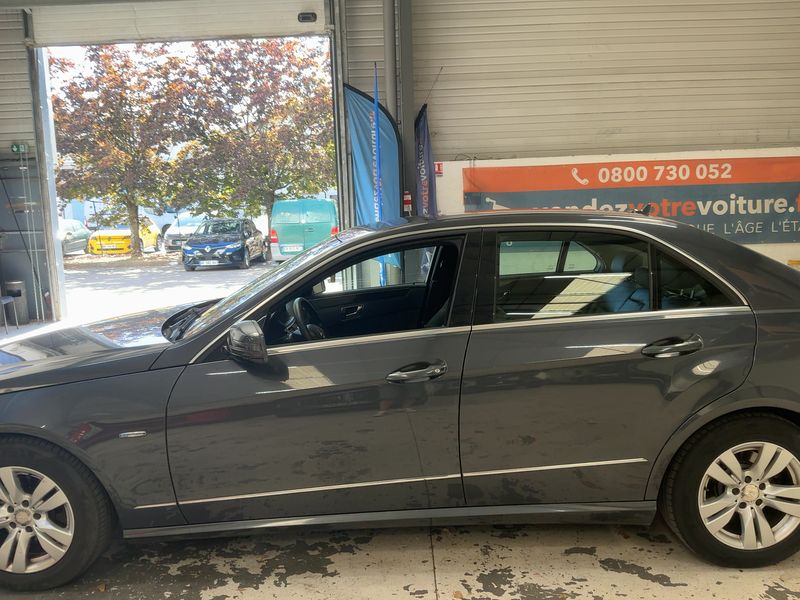 Mercedes-Benz E-Klasse E 220 CDI Avantgarde — zdjęcie 4