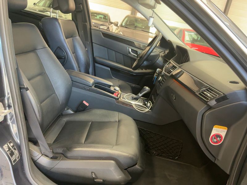 Mercedes-Benz E-Klasse E 220 CDI Avantgarde — zdjęcie 11
