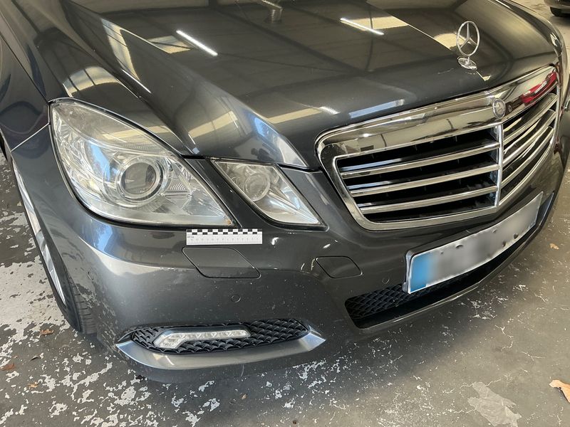 Mercedes-Benz E-Klasse E 220 CDI Avantgarde 2010 – снимка 33