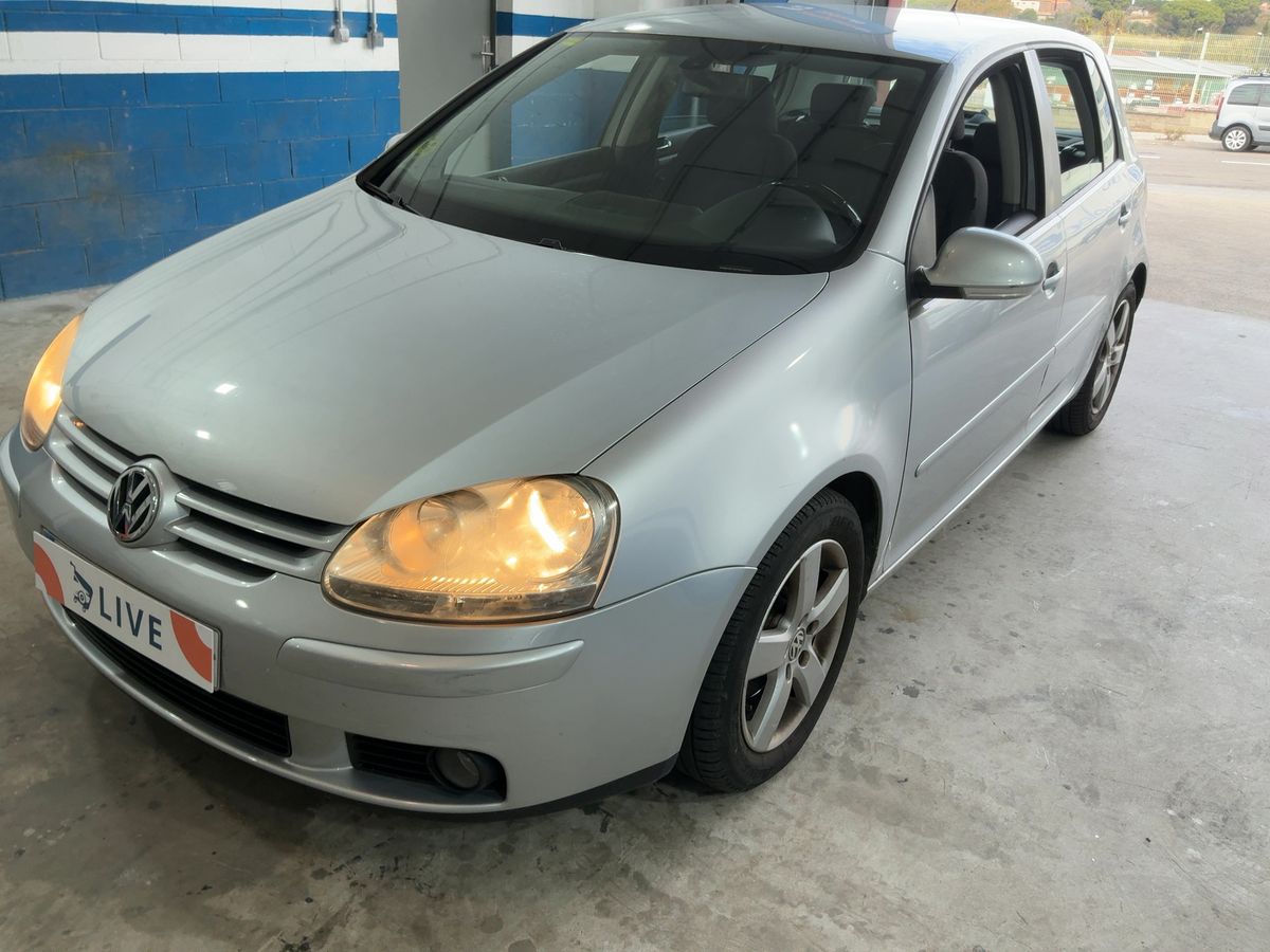Volkswagen Golf V 1.9 TDI Sportline