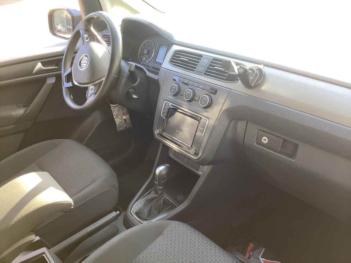 Volkswagen Caddy 2018 — photo 18