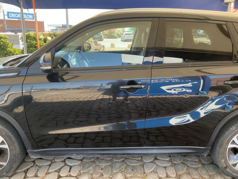Suzuki Vitara 1.6 DDiS V-Top 4x4 — zdjęcie 4