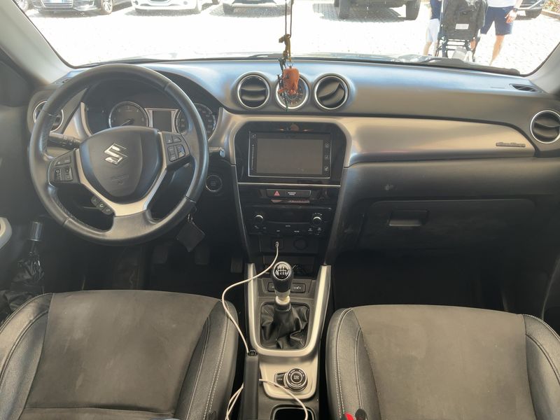 Suzuki Vitara 1.6 DDiS V-Top 4x4 — zdjęcie 12