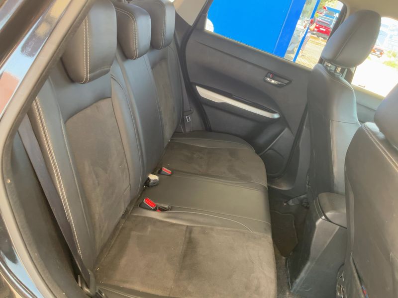 Suzuki Vitara 1.6 DDiS V-Top 4x4 — zdjęcie 14