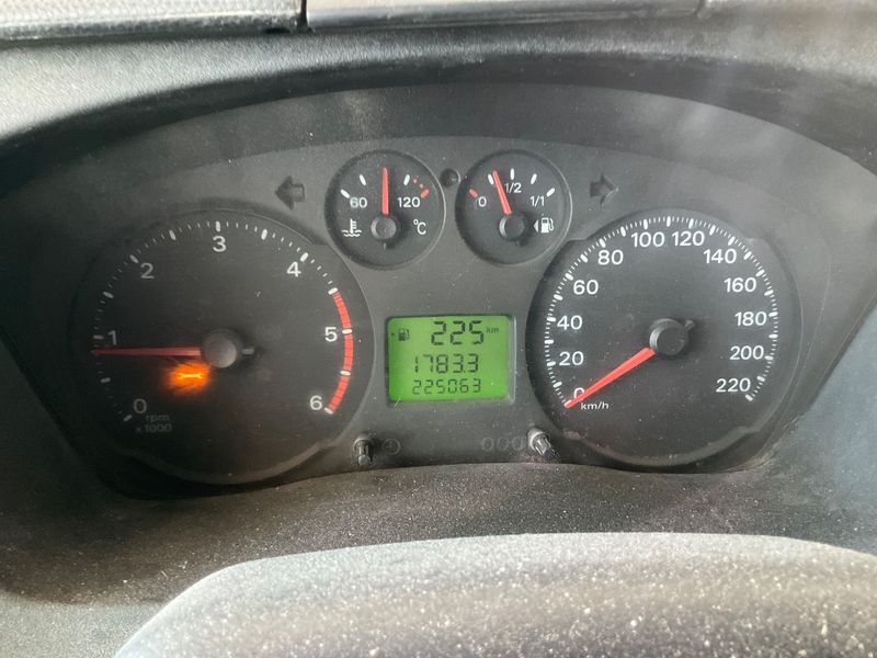 Ford Transit 2.2 TDCi FT 300 K Trend — zdjęcie 4