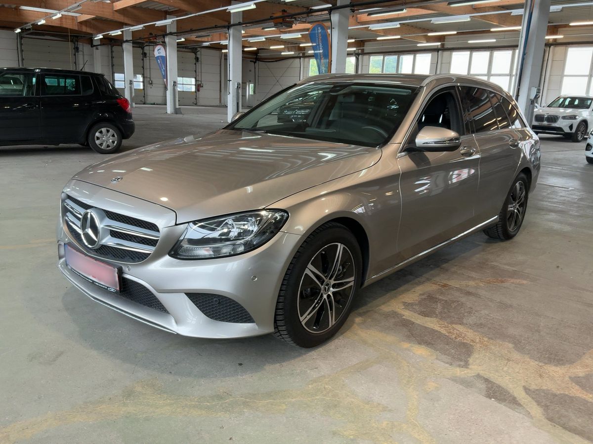 Mercedes-Benz C-Klasse 2019 — photo 1