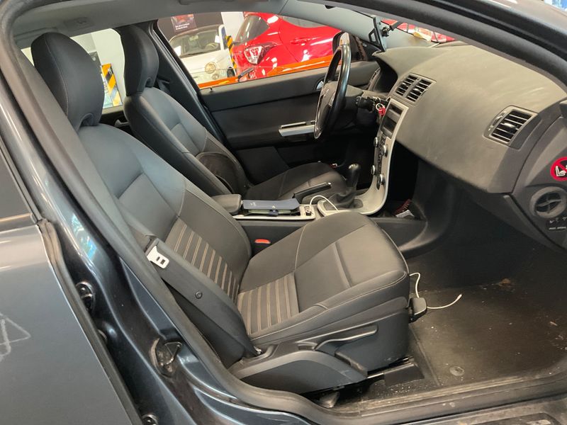 Volvo V50 1.6 D2 Polar Plus — zdjęcie 3