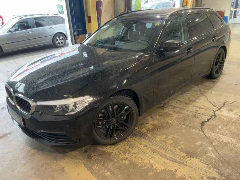 BMW 5er 520d Mild-Hybrid Sport Line — zdjęcie 1