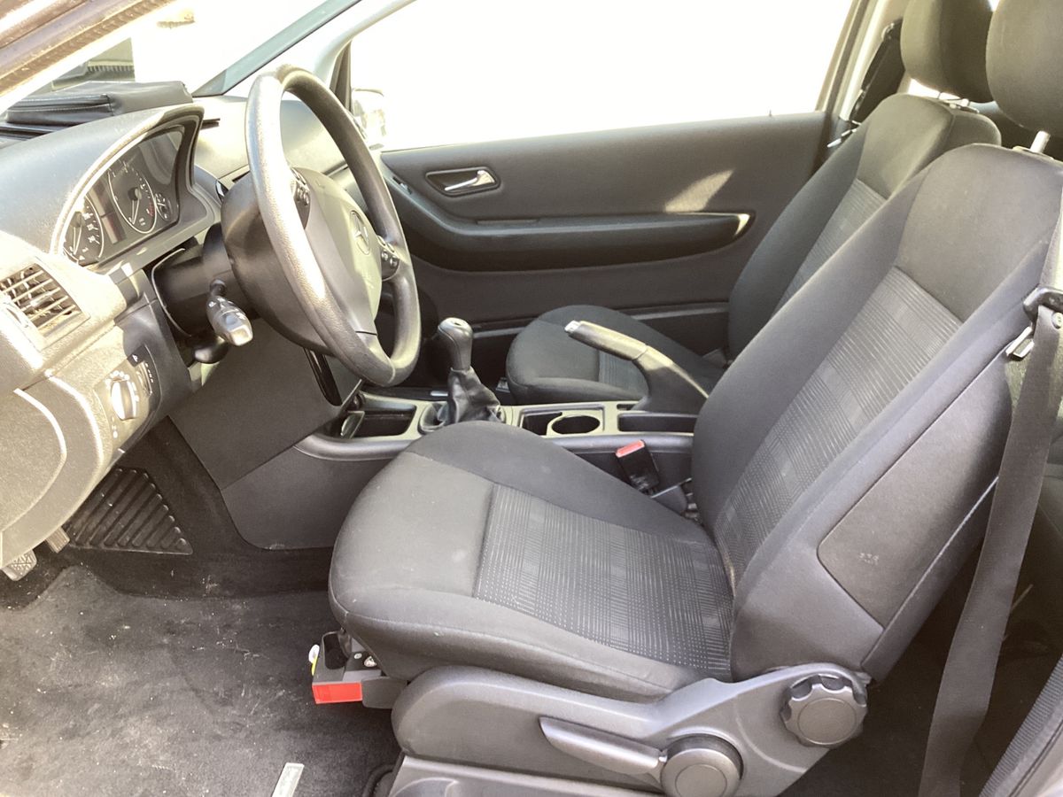 Mercedes-Benz A-Klasse 2010 — photo 4