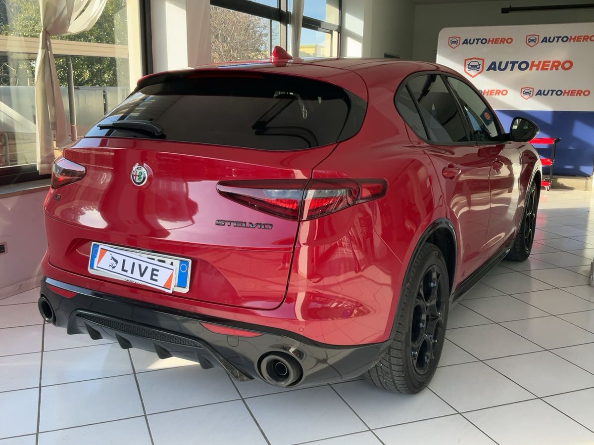 Alfa Romeo 2022 — photo 9