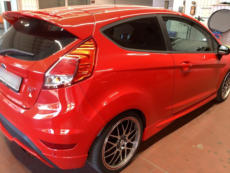 Ford Fiesta 1.6 EcoBoost ST — zdjęcie 6