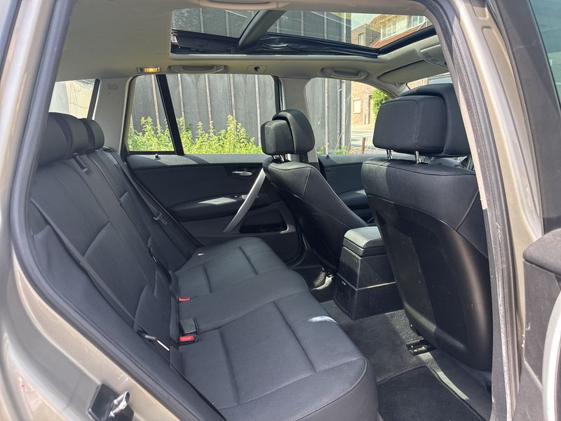BMW X3 xDrive 20i — zdjęcie 14