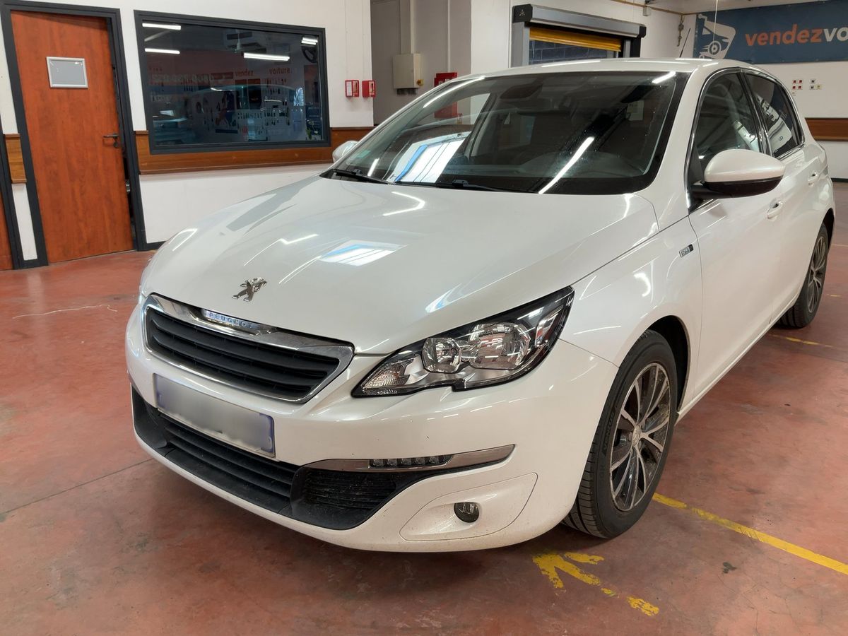 Peugeot 308 2015