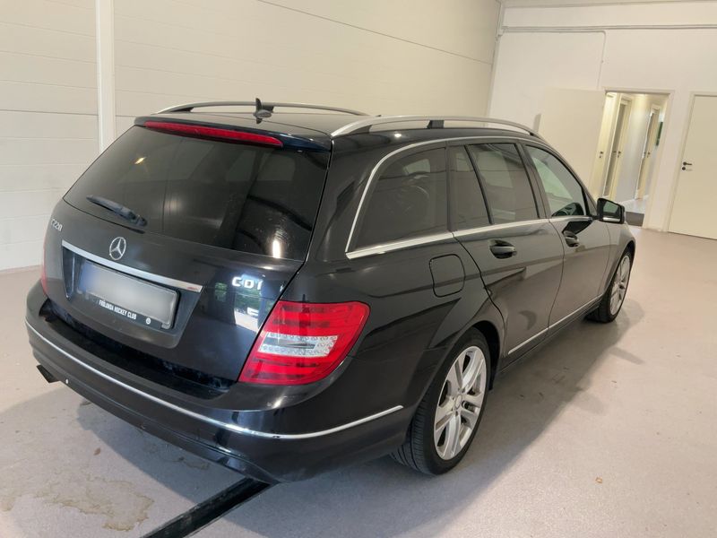Mercedes-Benz C-Klasse C 220 CDI T BlueEfficiency Avantgarde — zdjęcie 6