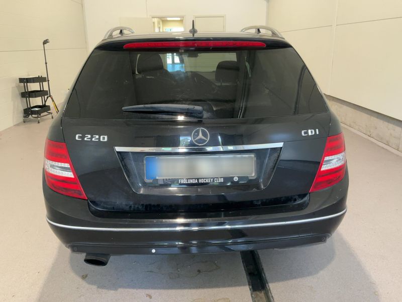 Mercedes-Benz C-Klasse C 220 CDI T BlueEfficiency Avantgarde — zdjęcie 5