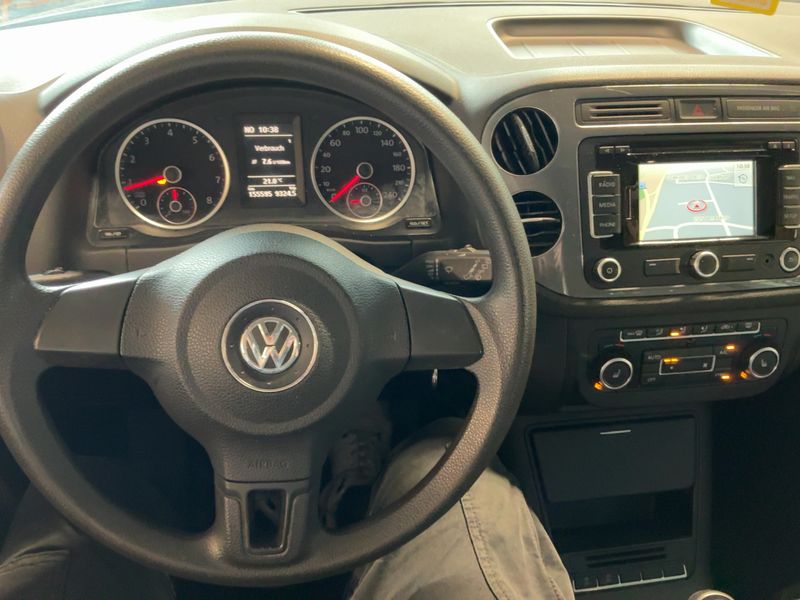 Volkswagen Tiguan 1.4 TSI Trend & Fun BlueMotion Tech — zdjęcie 12