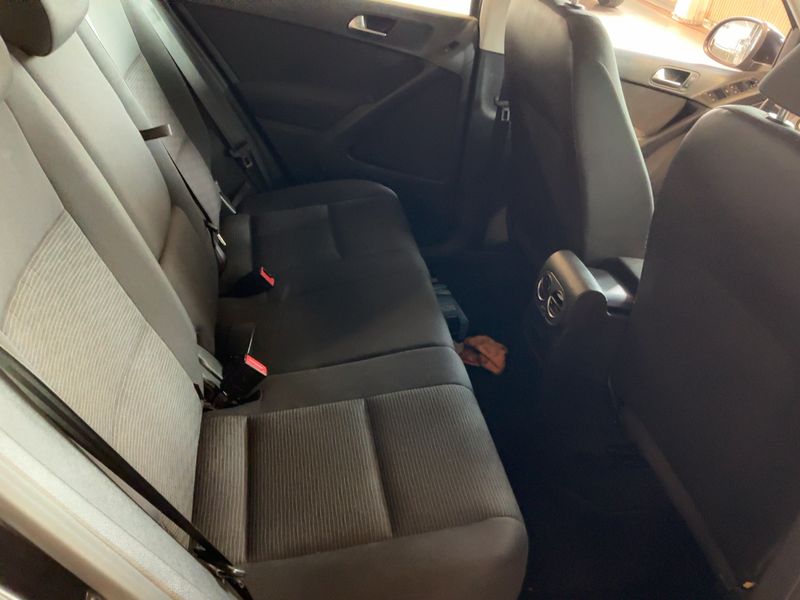 Volkswagen Tiguan 1.4 TSI Trend & Fun BlueMotion Tech — zdjęcie 14