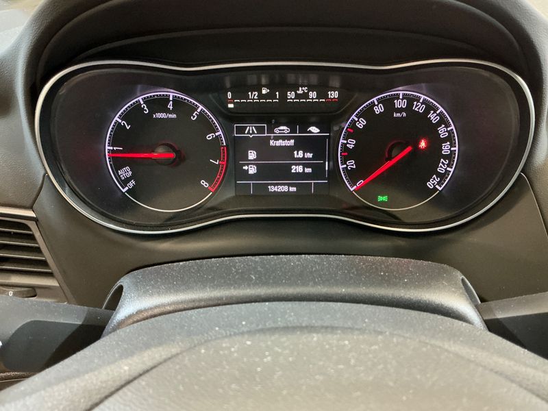 Opel Zafira Tourer 1.4 Turbo Innovation Start/Stop — zdjęcie 13