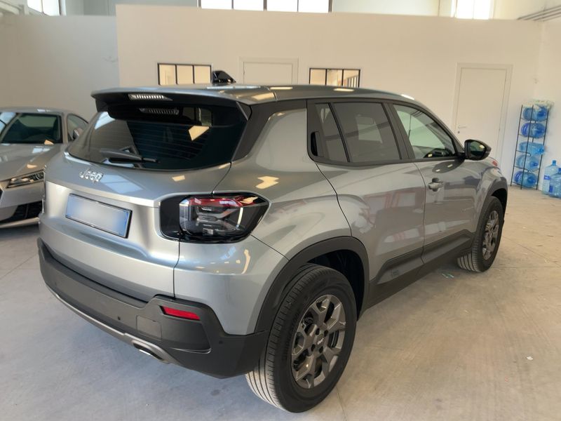 Jeep Avenger 1.2 T-GDI Longitude — zdjęcie 6