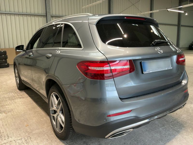 Mercedes-Benz GLC-Klasse GLC 250 4Matic AMG Line — zdjęcie 3