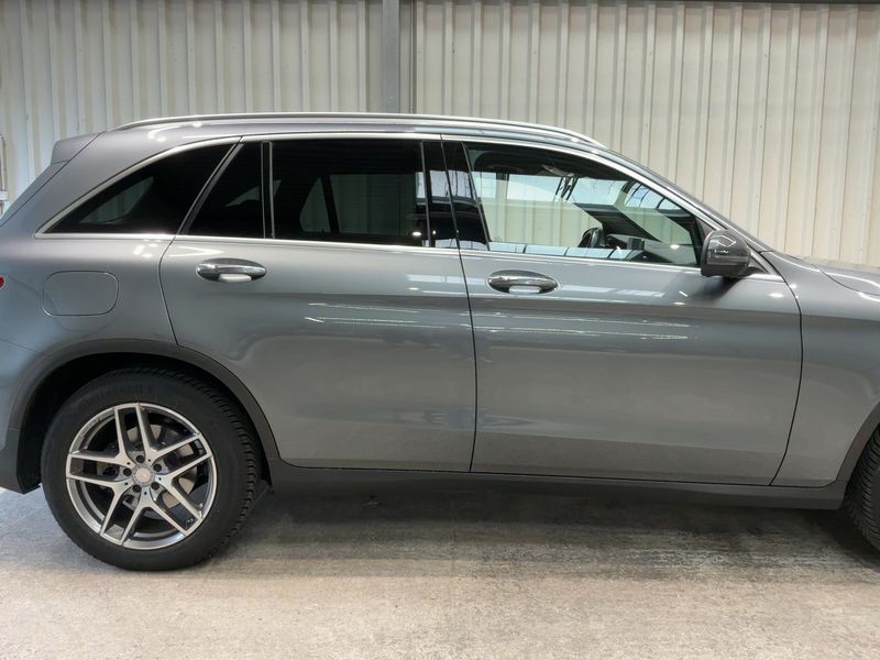 Mercedes-Benz GLC-Klasse GLC 250 4Matic AMG Line — zdjęcie 7