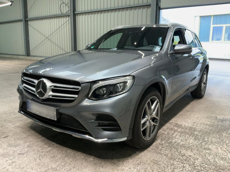 Mercedes-Benz GLC-Klasse GLC 250 4Matic AMG Line — zdjęcie 1