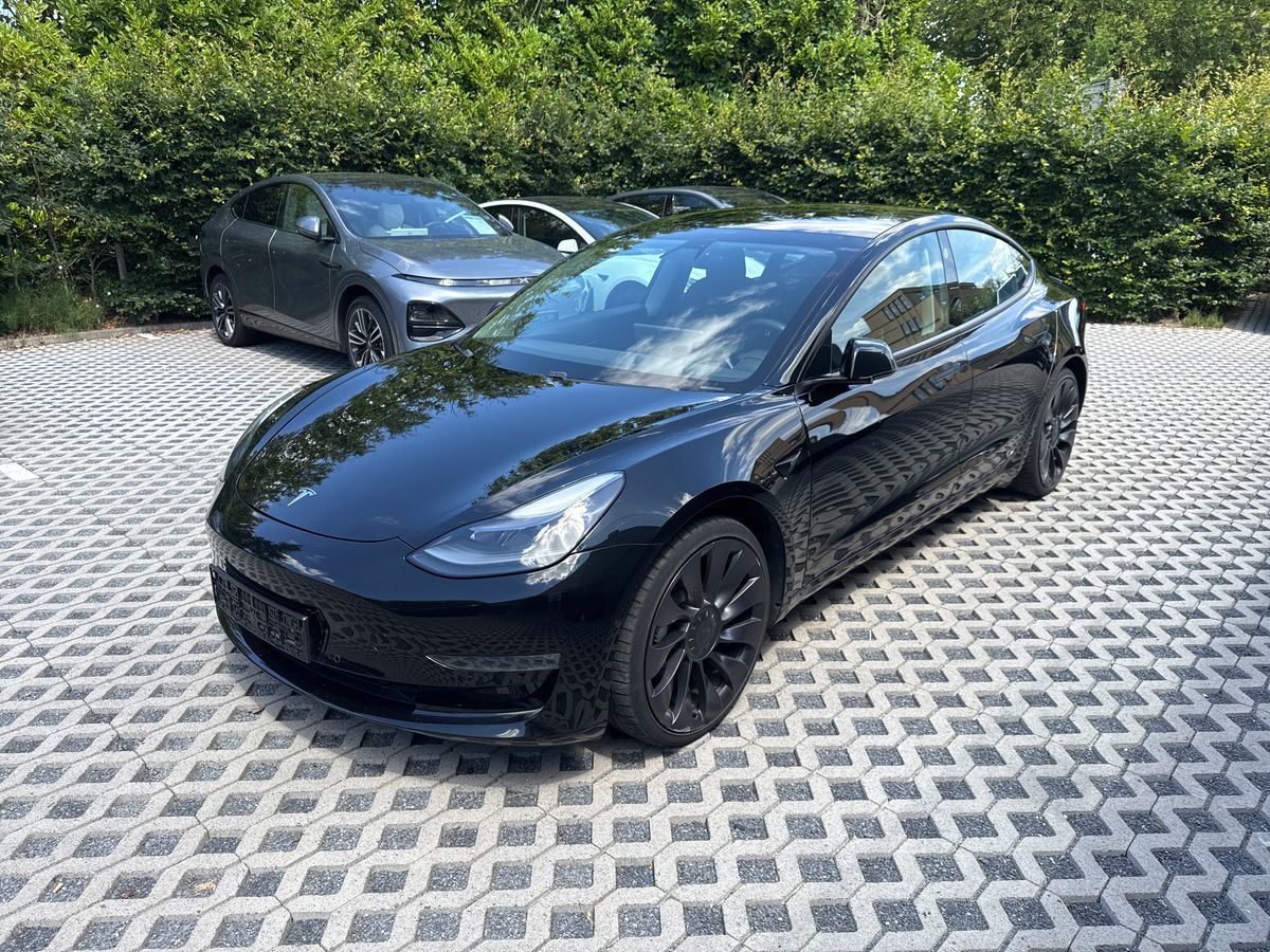 Tesla Model d'occasion
