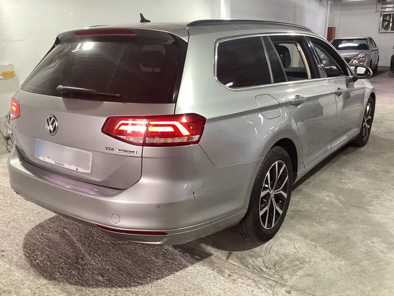 Volkswagen Passat 2.0 TDI Advance BlueMotion Tech — zdjęcie 6