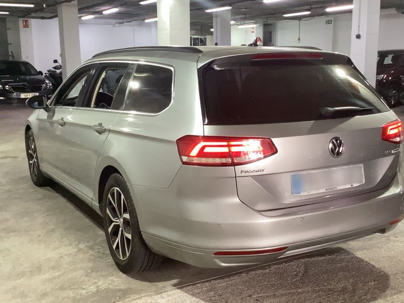 Volkswagen Passat 2.0 TDI Advance BlueMotion Tech — zdjęcie 3