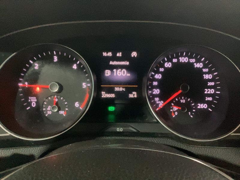 Volkswagen Passat 2.0 TDI Advance BlueMotion Tech — zdjęcie 13