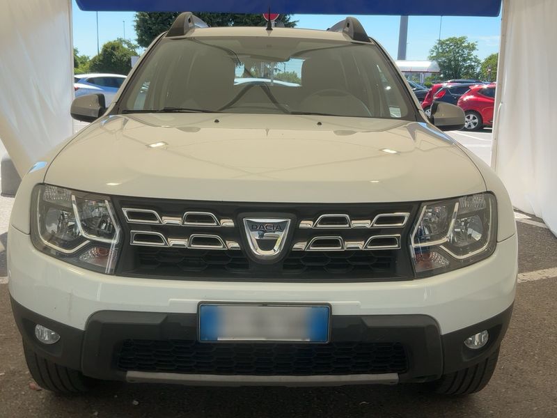 Dacia Duster 1.6 SCe LPG Laureate Family 4x2 — zdjęcie 9