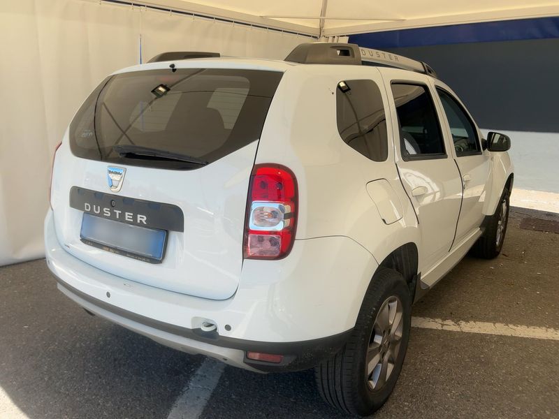 Dacia Duster 1.6 SCe LPG Laureate Family 4x2 — zdjęcie 6