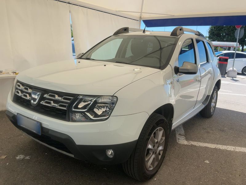Dacia Duster 1.6 SCe LPG Laureate Family 4x2 — zdjęcie 1