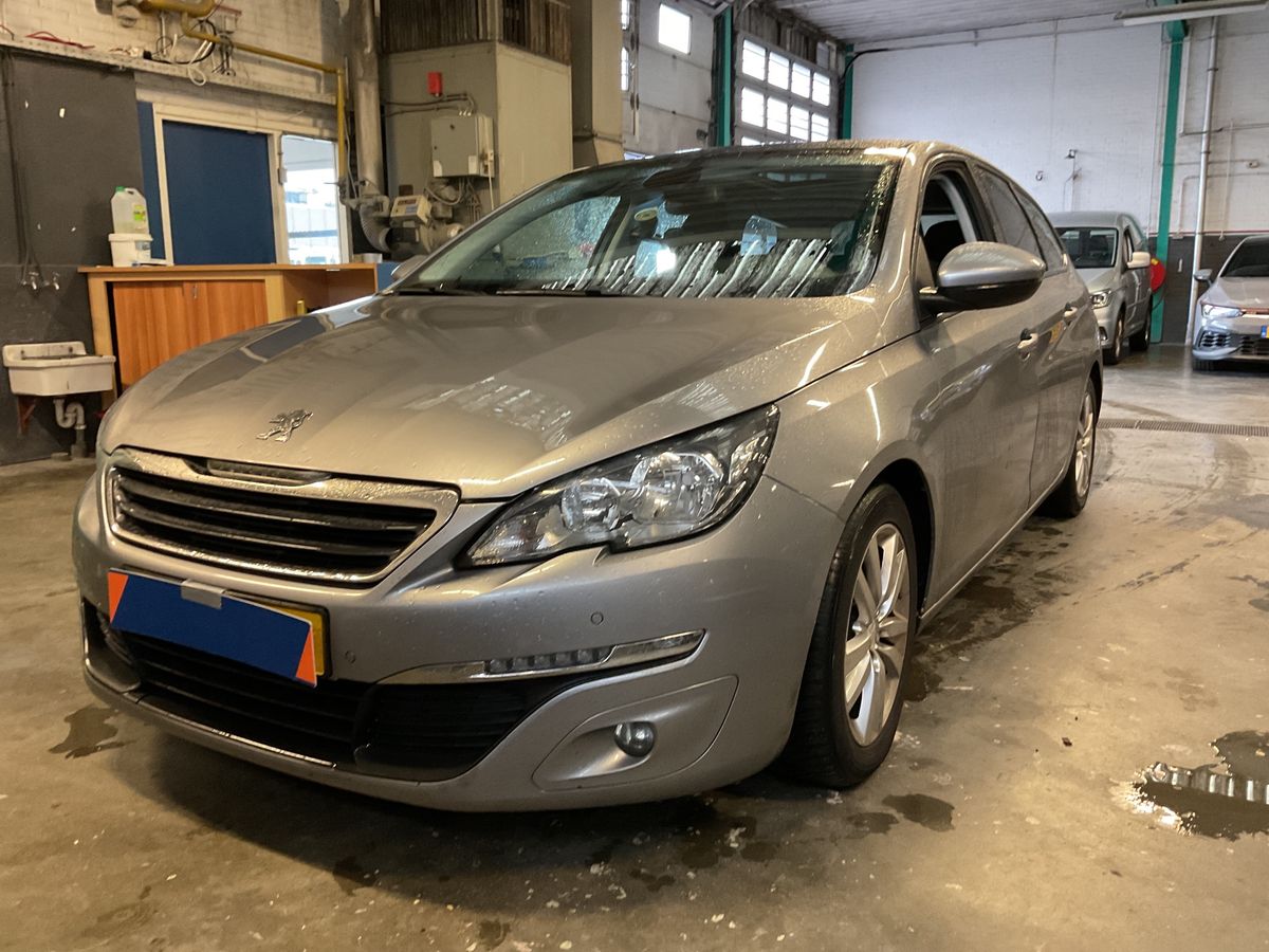 Peugeot 308 1.6 Blue-HDi Access Business